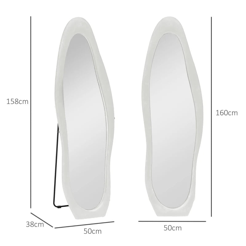 Two circular light fixtures with dimensions indicated on a white background